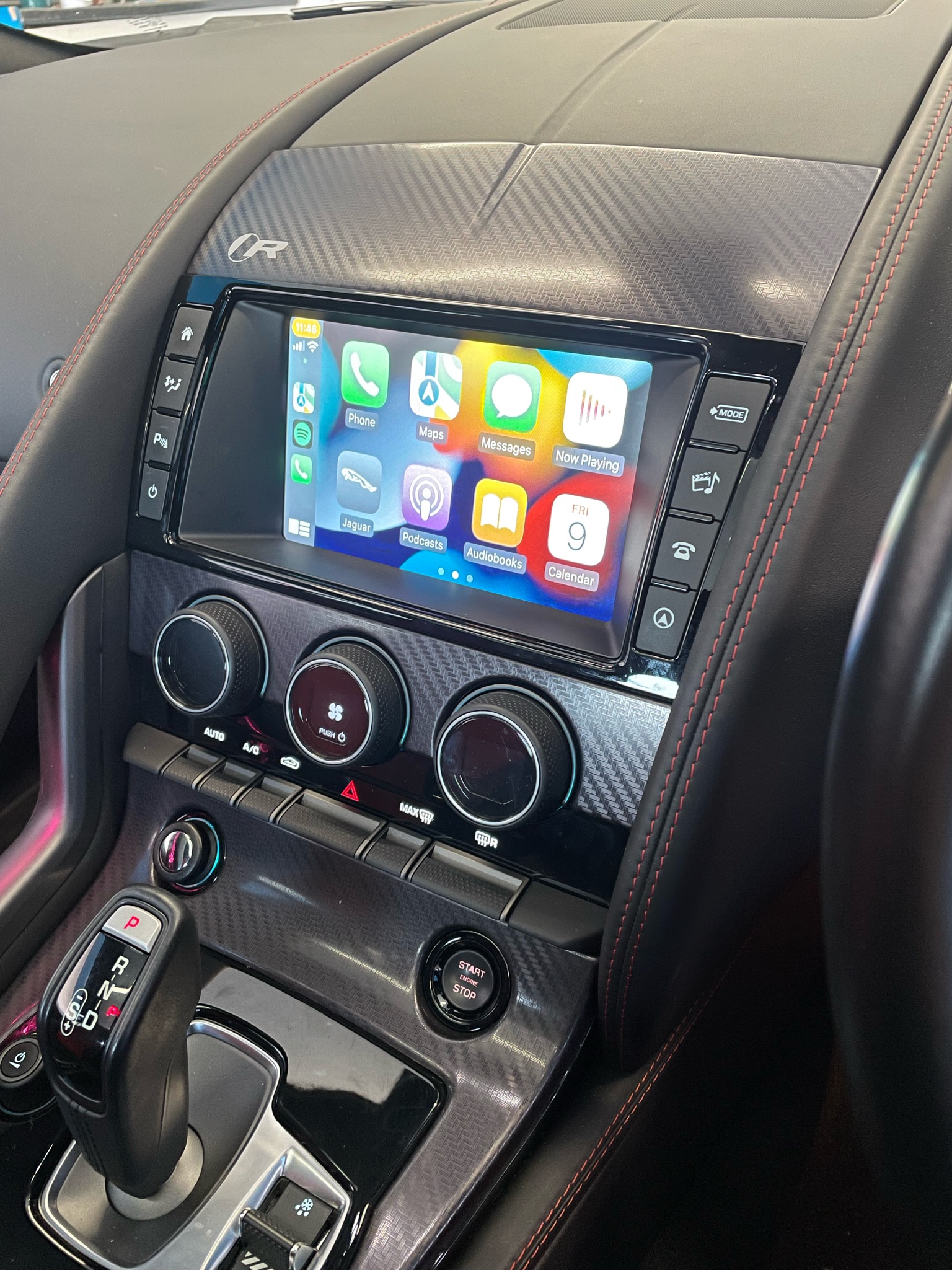 Jaguar F Type carplay